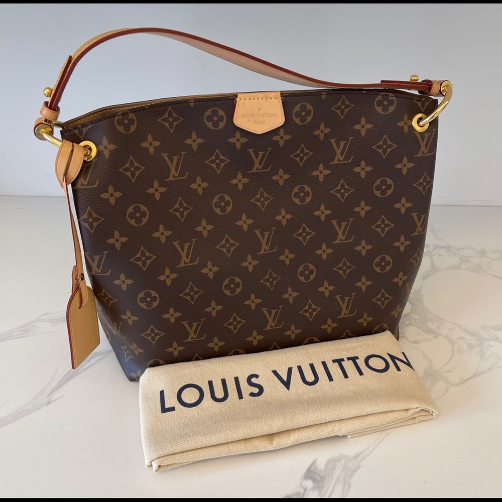 Louis vuitton graceful